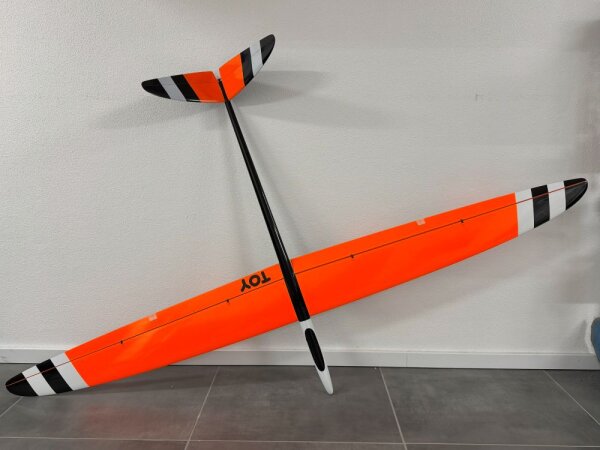 Toy Segler Hard V-Tail